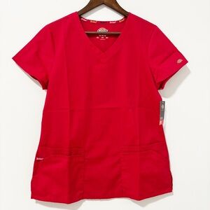 Dickies EDS Scrub Top Womens Size Medium Red 6-pocket V-Neck Short Sleeve Work